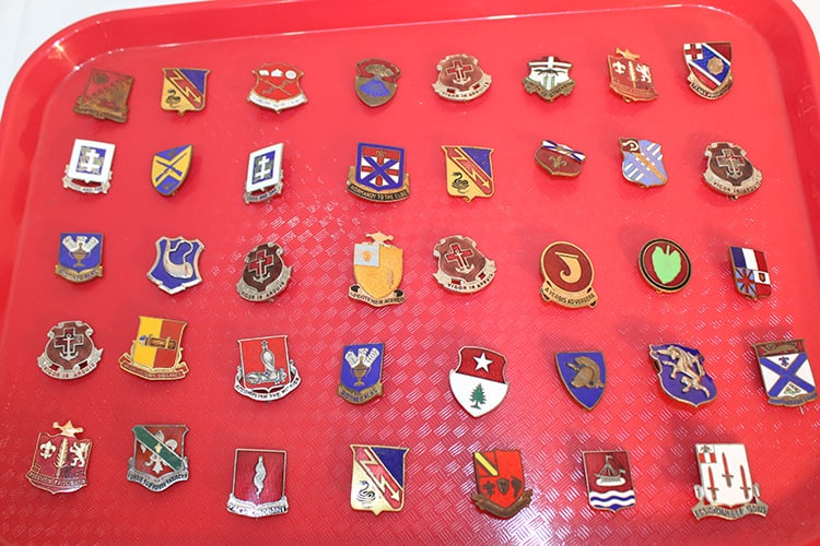 39 Vintage Military Pins (1 of 6)