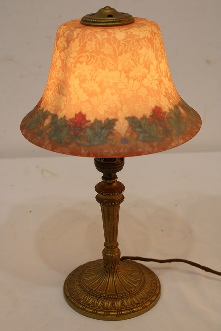 Pretty Signed Bellova Reversed Pointed Boudoir Lamp (1 of 7)