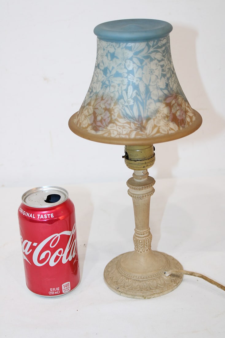 Original Bellova Art Deco Reversed Painted Lamp: Original Bellova Art Deco Reversed Painted Lamp. Signed base and shade, Boudoir size textured shade. Nice condition with old wiring. 6" wide, 12" tall.