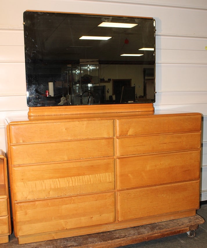 Mid-Century "Stardust" 8 Drawer Dresser & Mirror (1 of 4)