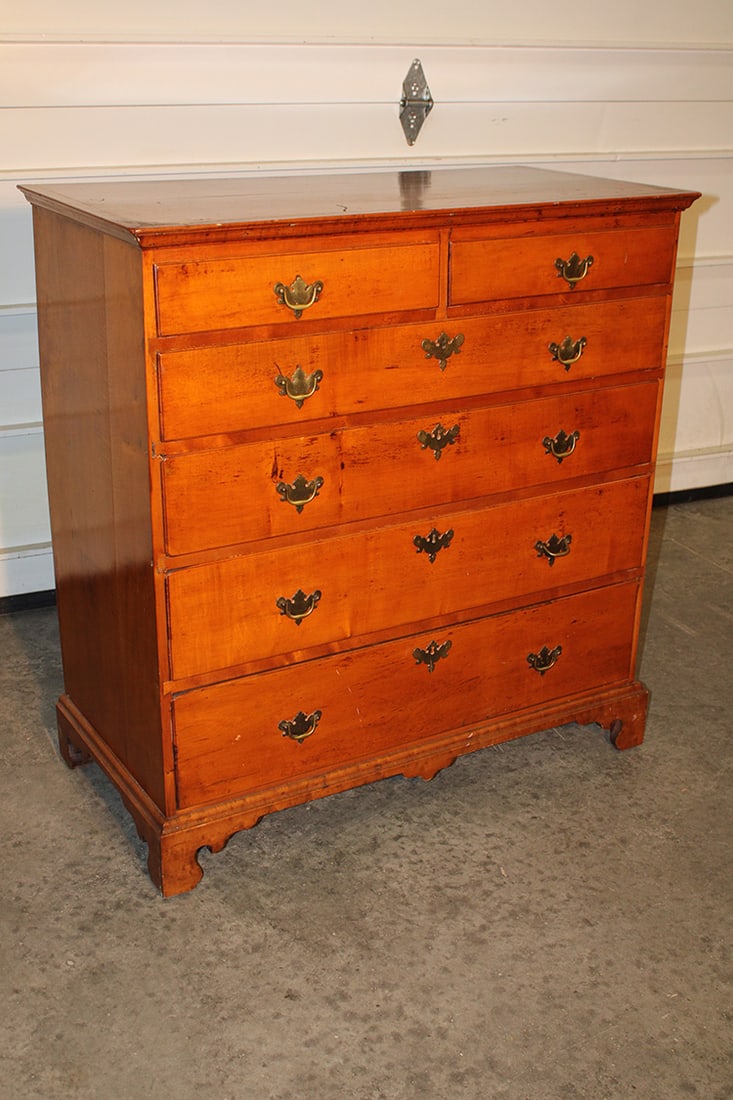 Period 6 Drawer Tiger Maple Chest (1 of 4)