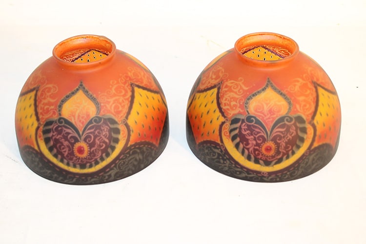 Pair of Very Pretty Reversed Painted Lamp Shades (1 of 5)