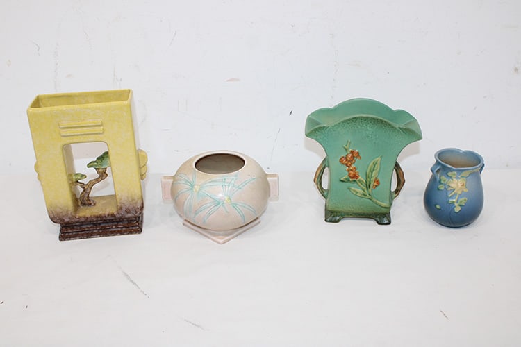 '4 Antique Roseville Pottery Vases (1 of 6)
