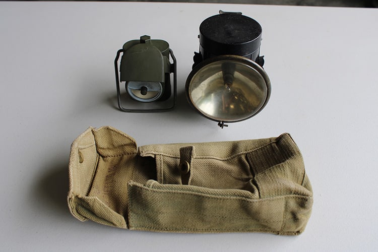 2 Vintage WW2 Lamps (1 of 3)