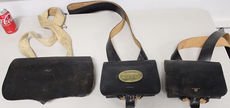 Leather Ammo Pouches (1 of 17)