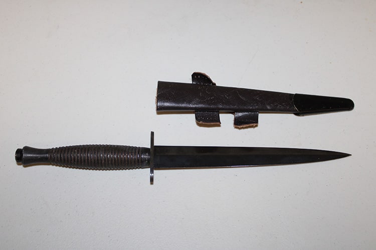 Looks to be a WW2 Special Forces Fighting Knife (1 of 6)