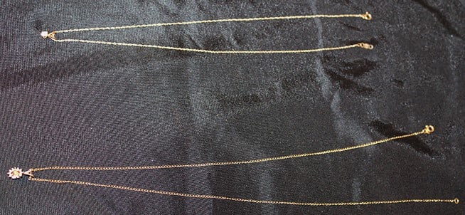 (2) 14K Gold Necklaces With Diamonds 1.2 Dwt: (2) 14k gold necklaces with diamonds 1.2 dwt. (1) 17" long, (1) 14" long. Estate fresh.