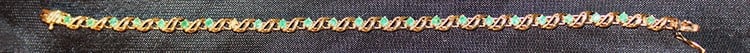 7" 14K Gold And Emerald. Bracelets 4 Dwt: 7" 14k gold and emerald. Bracelets 4 dwt. Very pretty. Estate fresh in nice condition. 15" long.