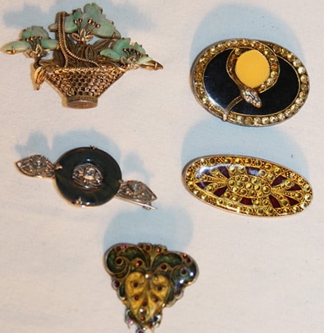 5 Wonderful Vintage Pins Including 1 With Jade, (1) Marked France: 5 wonderful vintage pins including 1 with jade, (1) marked France. All in nice condition. Monterey estate.