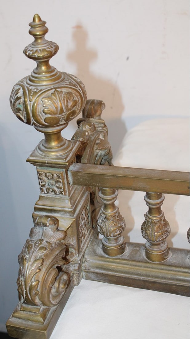 Impressive 5' Solid Brass Victorian Fender - 3