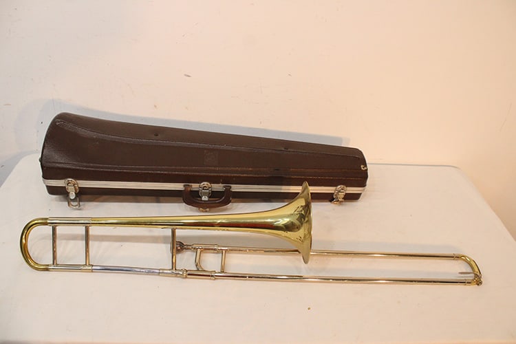 Martin TR5401 Trombone Serial #828923 (1 of 6)