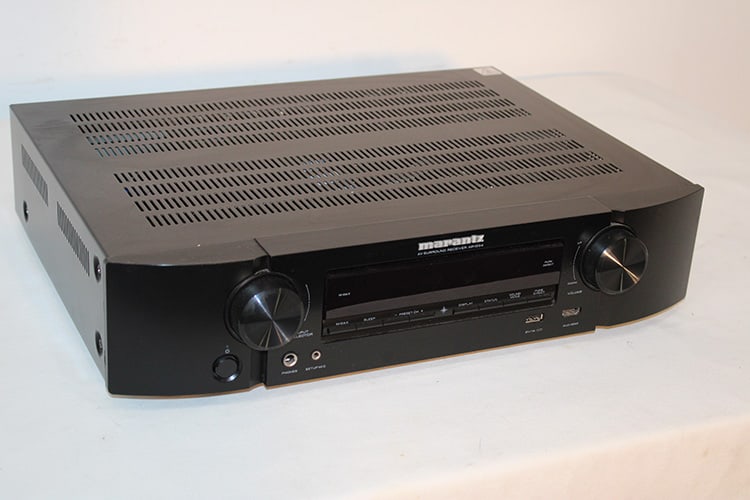 Vintage Marantz Slim Line AV Surround South Receiver: Vintage Marantz Slim Line AV Surround South Receiver. NR 1504, in working condition, Chatham estate.