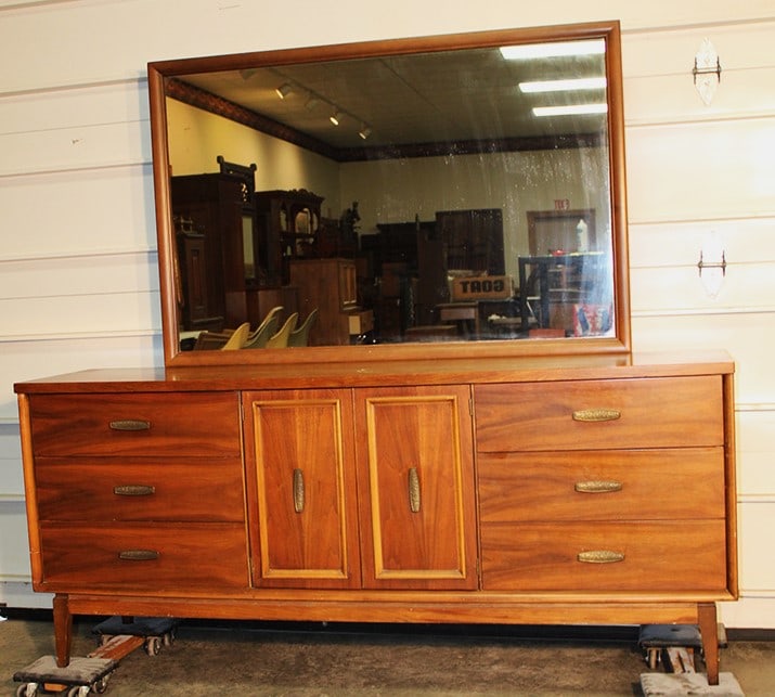 Mid-Century Triple Dresser and Mirror (1 of 6)