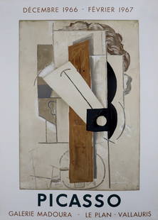 Pablo Picasso (1881–1973) : Galerie Madoura - Le Plan - Vallauris #2, 1966-67: Pablo Picasso (1881–1973)Galerie Madoura - Le Plan - Vallauris #2, 1966-67Original lithographic poster on paperDimensions :+Sheet size: 72 x 51 cm / 28,3 x 20,1 inPrinted by Mourlot, ParisWorldwide