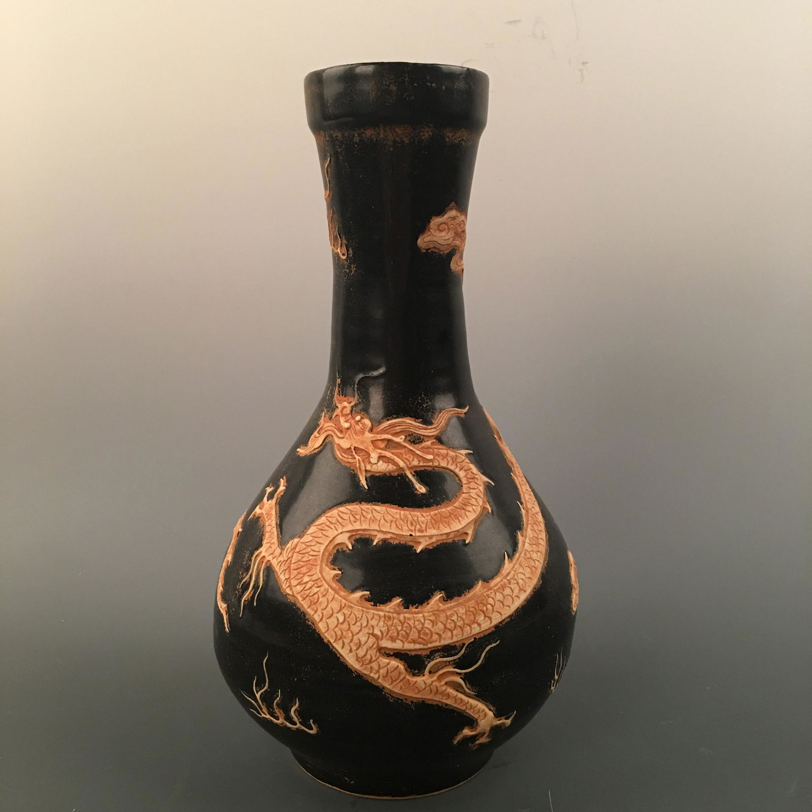 Chinese Ding Ware 'Dragon' Bottle Vase (1 of 8)