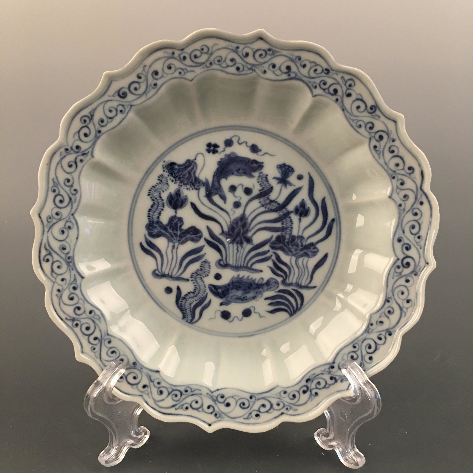 Chinese Blue-White 'Lotus' Dish (1 of 7)