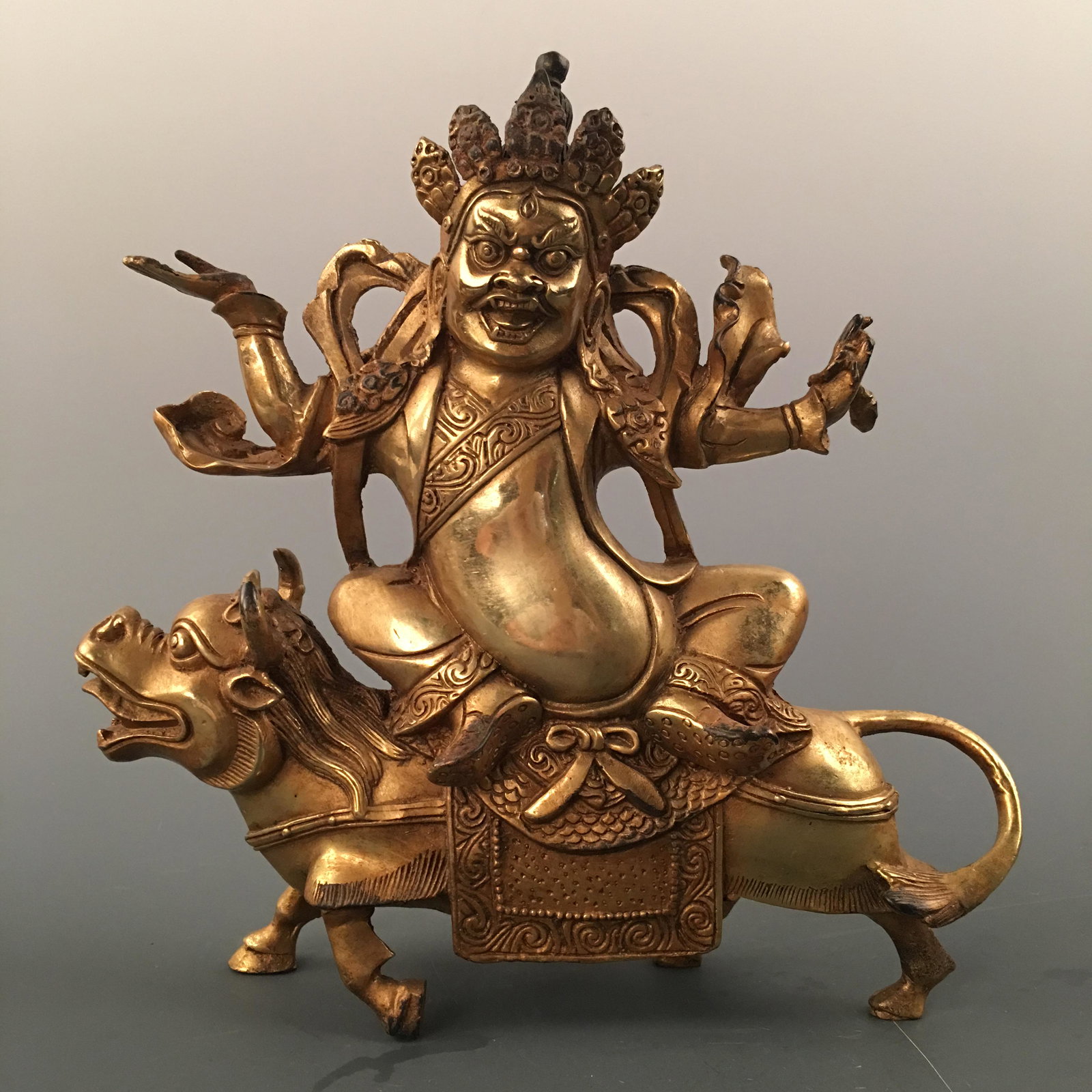 Chinese Gilt Bronze Buddha Figure: Chinese Gilt Bronze Buddha Figure 8'' H; 7-3/4'' W; 1237 g Shipping: We are able to pack and ship this item to an address in the United States via UPS Ground or USPS Priority Mail, inquiry for quote. 