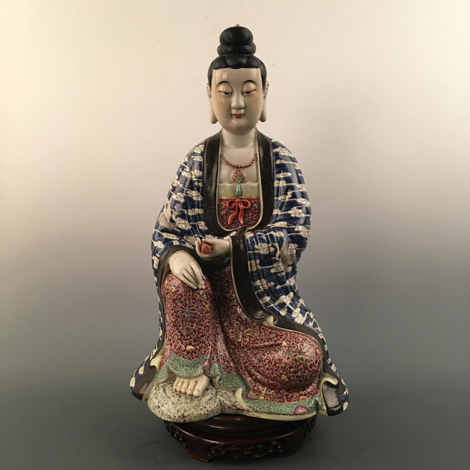 Chinese Famille Rose 'Guanyin' Statue, Cao Mingji Mark: Chinese Famille Rose 'Guanyin' Statue, Cao Mingji Mark 20'' H; 12'' W; 13.6 g Shipping: We are able to pack and ship this item to an address in the United States via UPS Ground or USPS Priority Mail, 