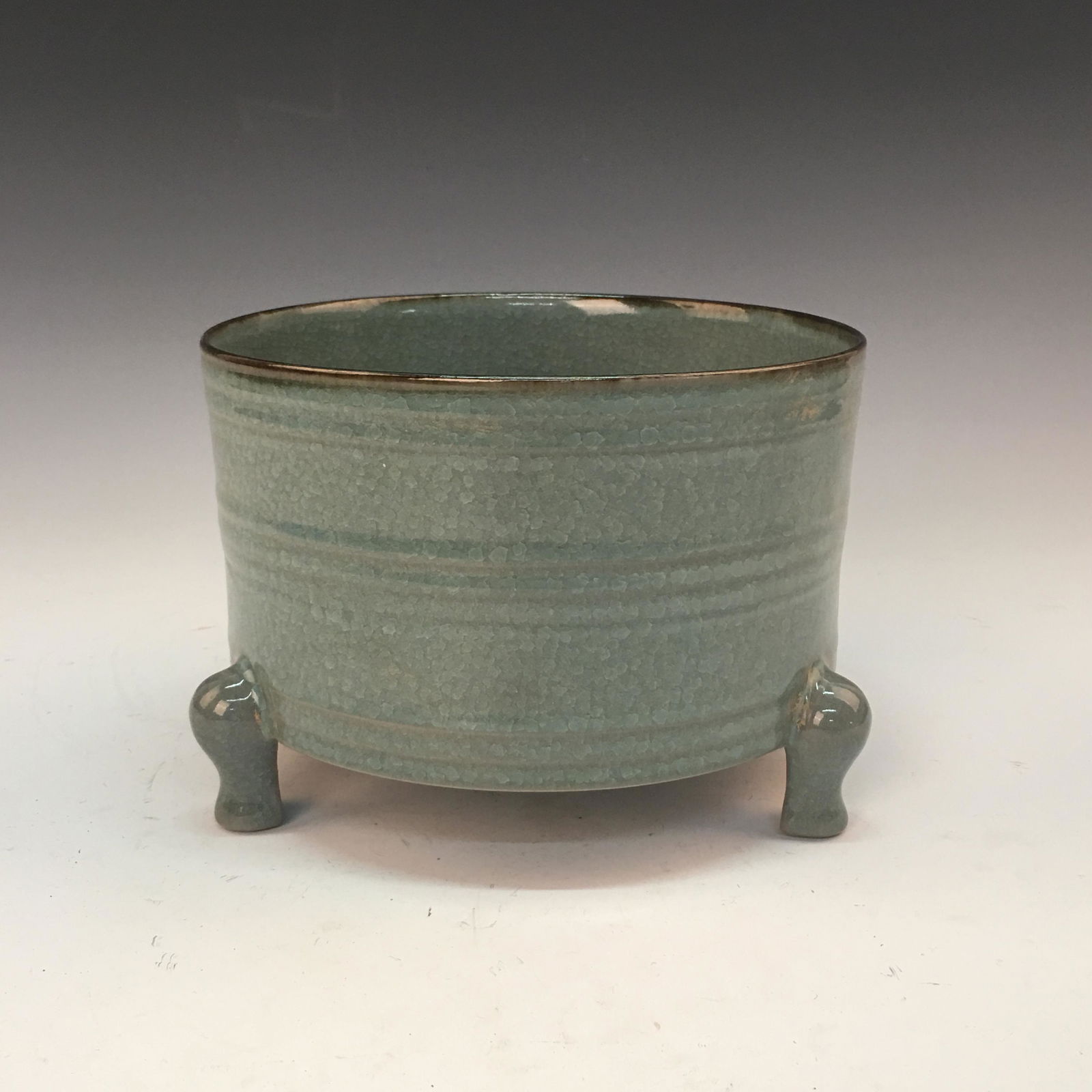 Chinese Ru Ware Tripod Brush Washer (1 of 9)