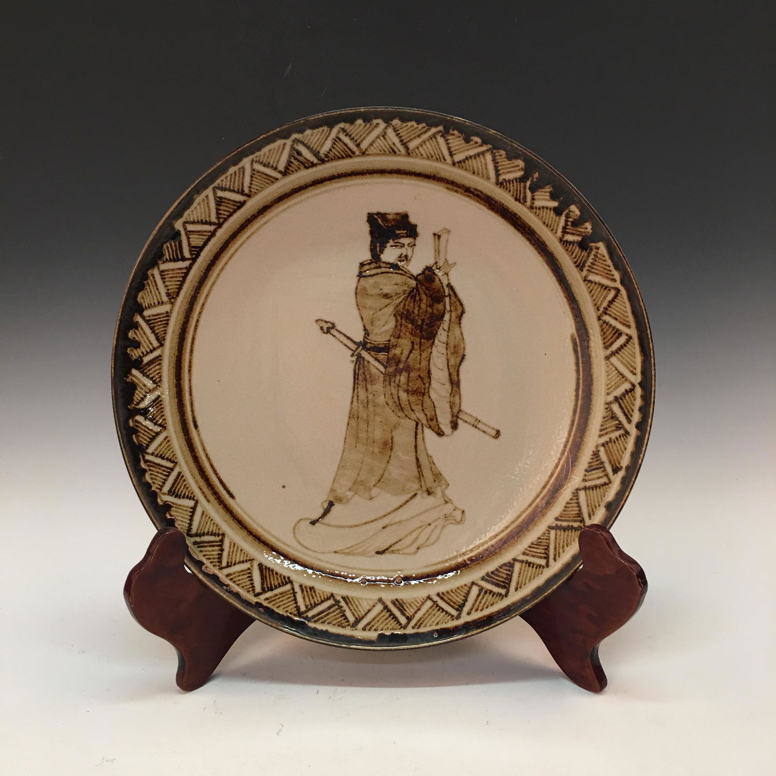 Chinese Cizhou Ware Plate (1 of 8)