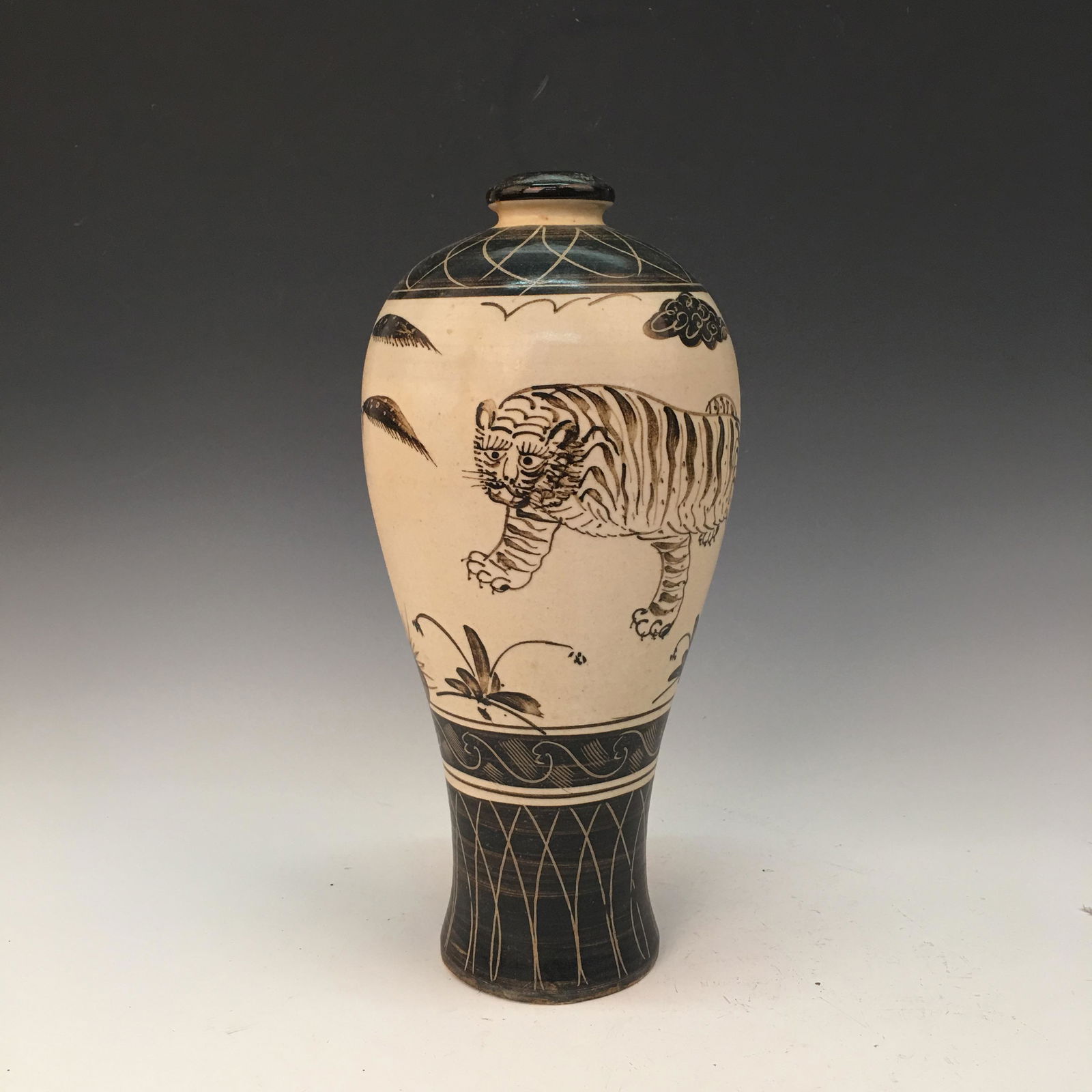 Chinese Cizhou Kiln (1 of 7)