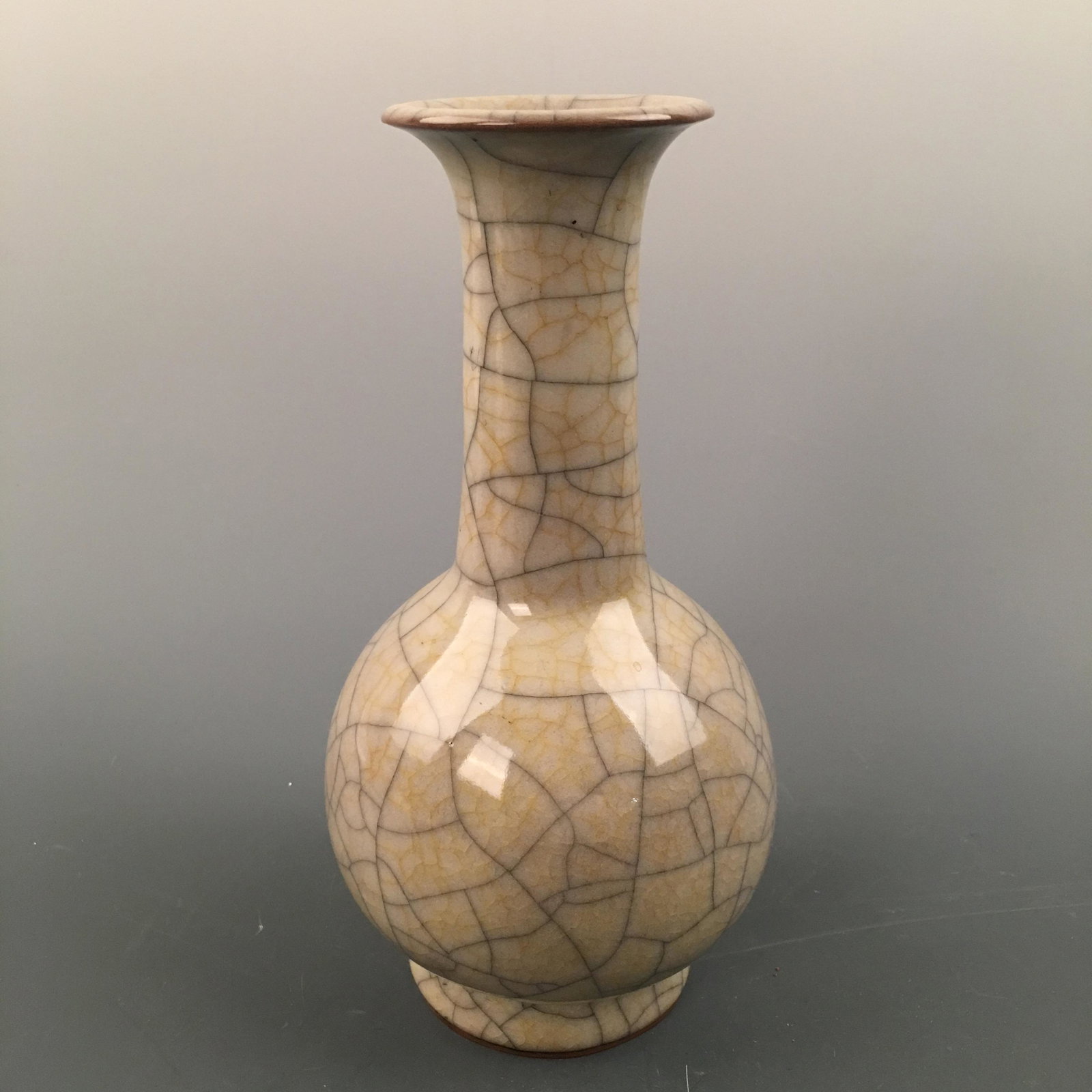 Chinese Guan Type Bottle Vase (1 of 6)