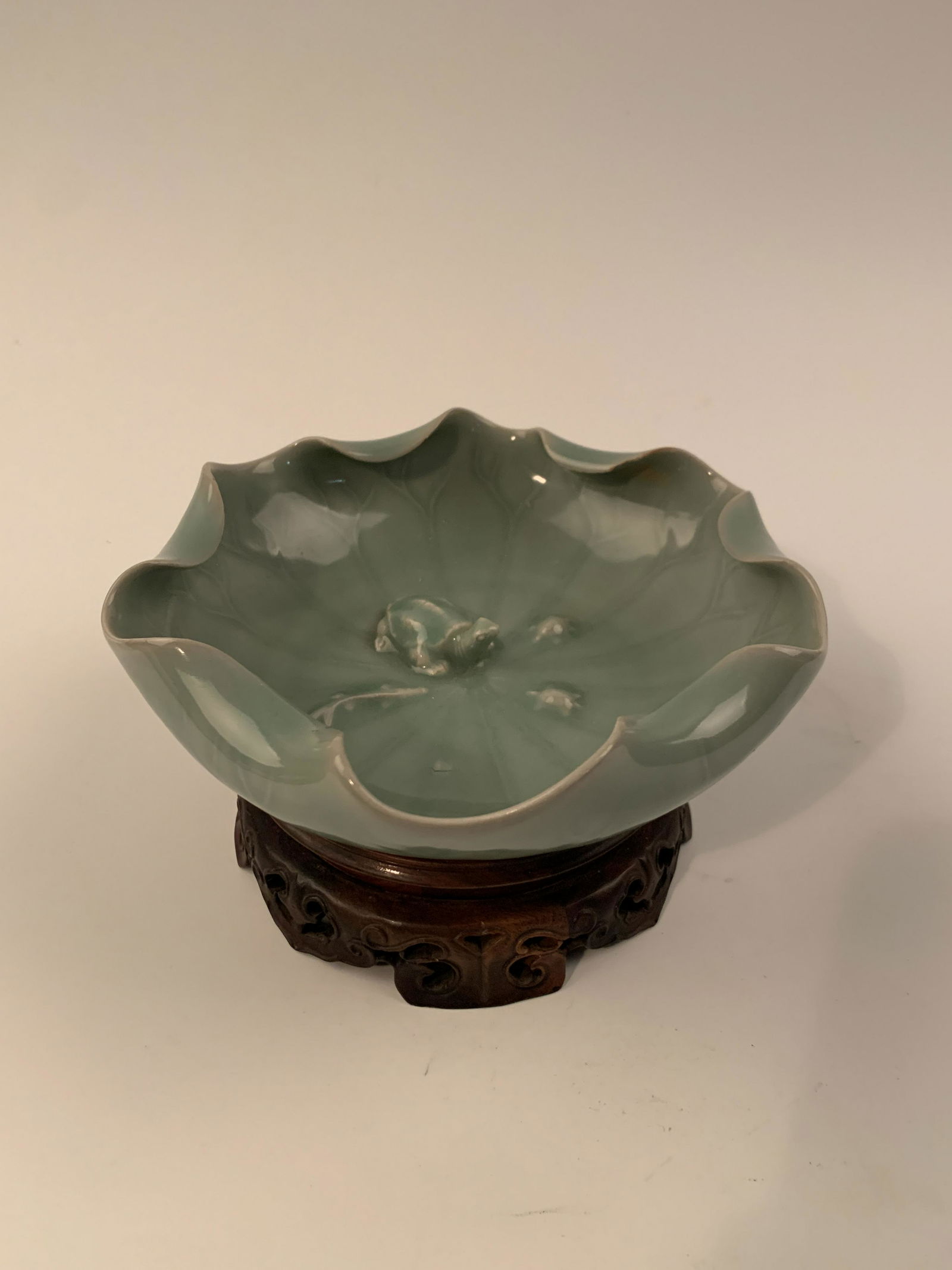 Chinese Longquan Yao Lotus Brush Washer (1 of 8)