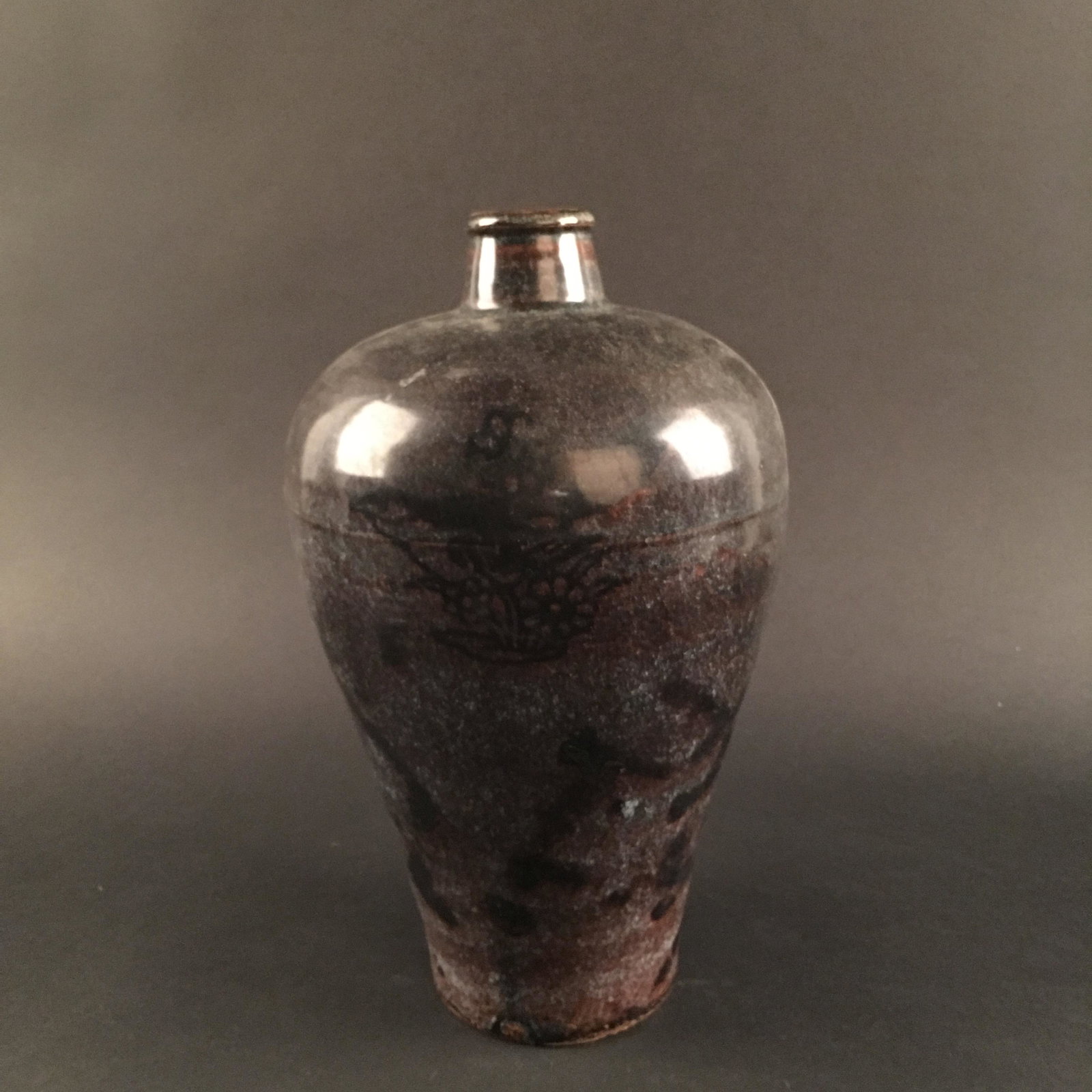 Chinese Jizhou Kiln Meiping Vase: Chinese Jizhou Kiln Meiping Vase 12-1/8'' H, 7'' W; 3.4 lb Shipping: We are able to pack and ship this item to an address in the United States for $30.00 via UPS Ground or USPS Priority Mail. Tracking