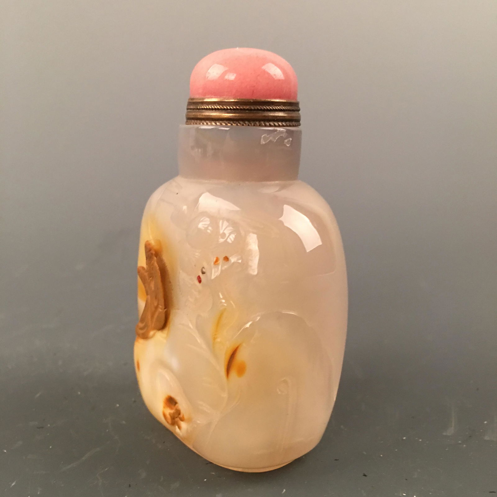 Chinese Agate Snuff Bottle (1 of 6)