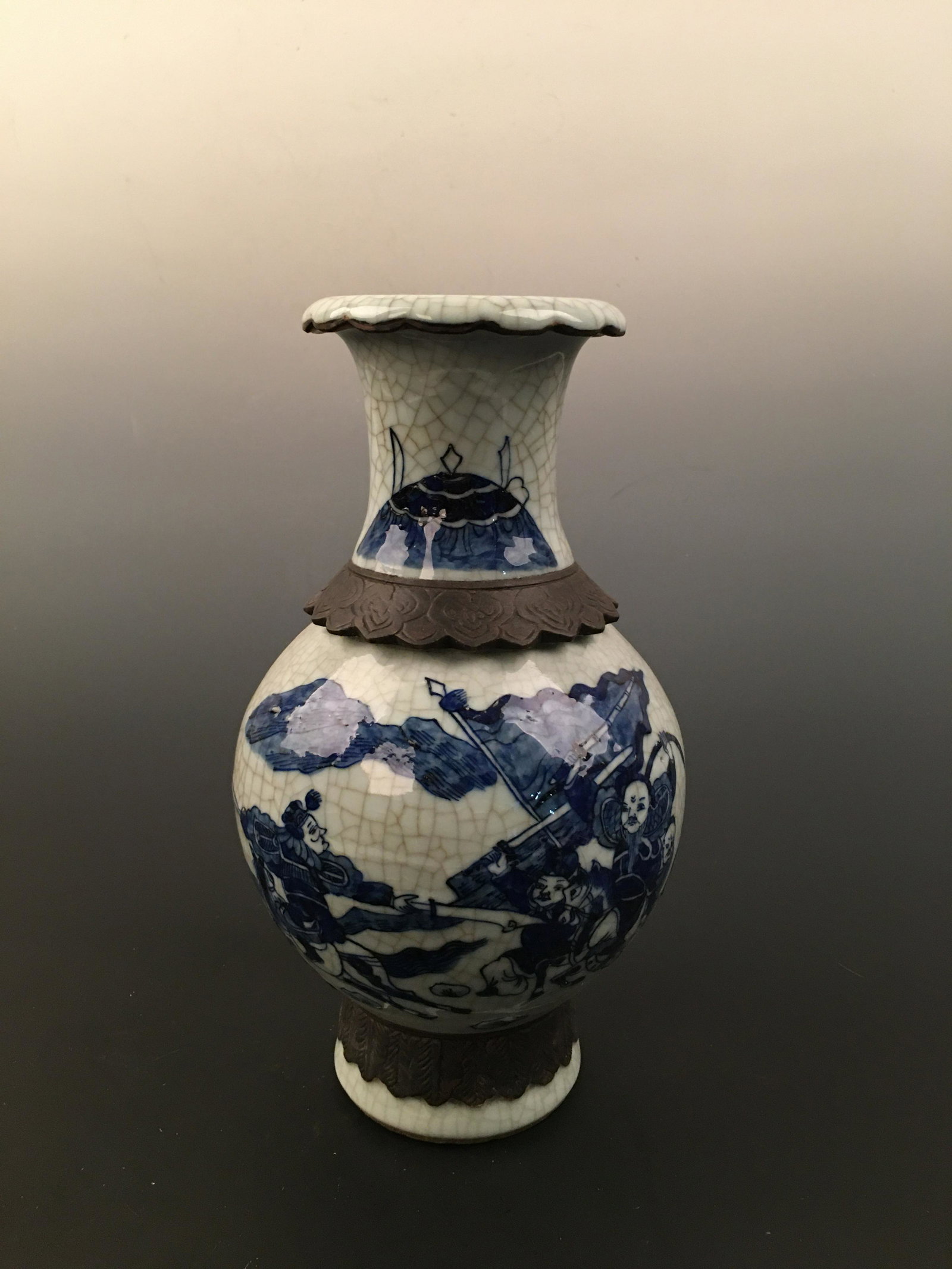 Chinese Blue and White Porcelain Vase: Chinese Blue and White PorcelainVase 10'' H, 5-1/2'' W; 1815 g Shipping: We are able to pack and ship this item to an address in the United States for $40 via UPS Ground or USPS Priority Mail. Trackin
