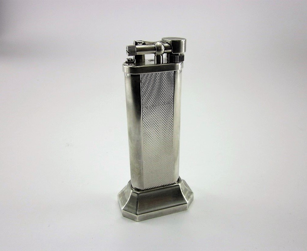 Dunhill Lighter (1 of 7)