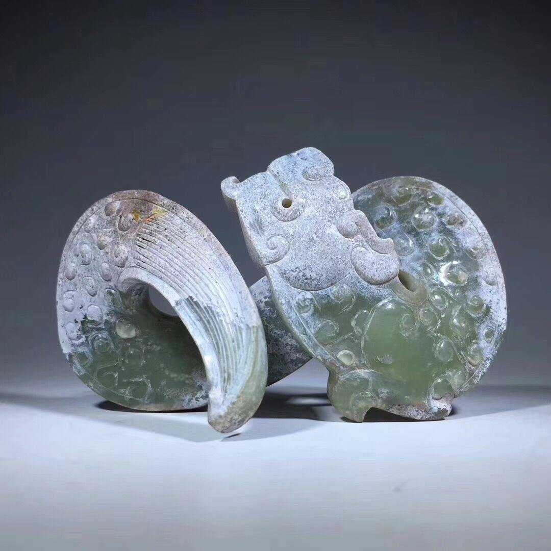 Chinese Han Dynasty Hetian jade carving (1 of 9)