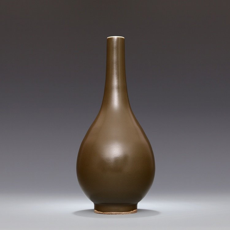 Ming Dynasty tea glaze Fine mouth bottle (1 of 5)
