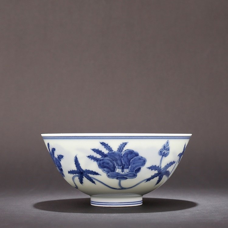 Ming Dynasty Blue and White Porcelain Bowl: Size: Height 6.80CM（2.67 in） Caliber 14.50CM（5.70 in）Bottom diameter 5.00CM（1.96 in）Weight: 0.20kG