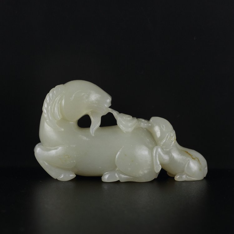 Hetian jade carving sheep (1 of 9)