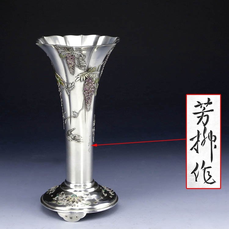 Pure silver enamel vases during the Meiji period: Pure silver enamel vases during the Meiji period in Japan Place of Origin:Japan Style Period: Meiji Process: Sterling Silver Â· enamel Â· Soldering Â· Carving marker: Triangle Turtle Â·Fangli