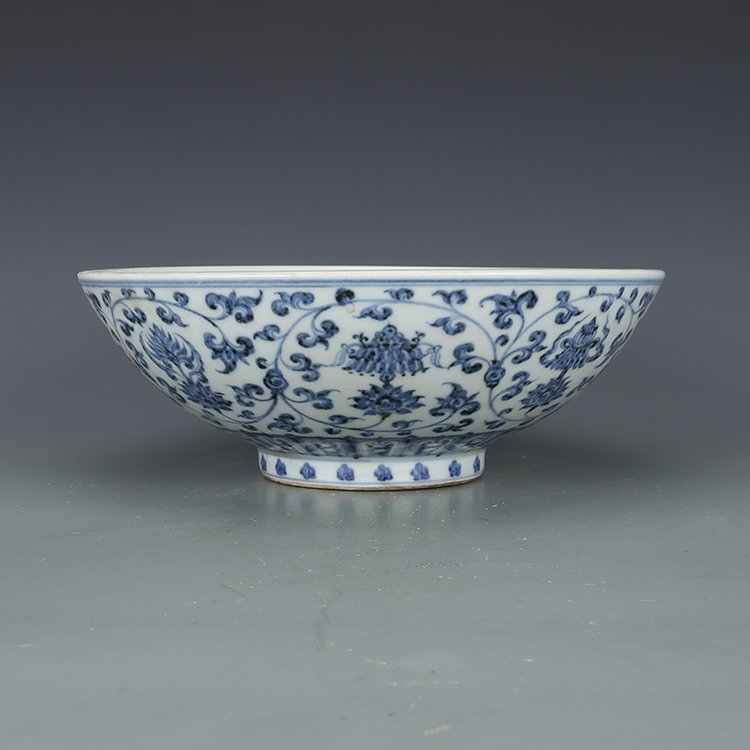 The Ming Dynasty eight treasures pattern bowl (1 of 8)