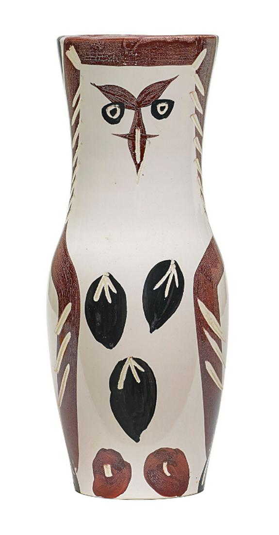 Pablo Picasso - Young Wood Owl (Chouette): Ceramic painted in brown and black on white emamel,, glazed. With knife decoration. From an edition of 500. Height 26 cm. On the underside with the stamps: Madoura Plein Feu as well as Edition Picasso