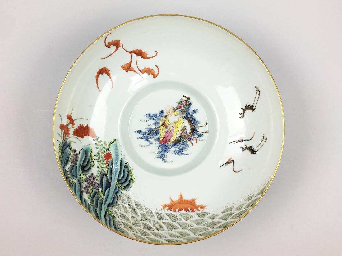 A NINETEENTH CENTURY FAMILLE ROSE ‘PEACH AND BAT' BOWL, (1 of 3)