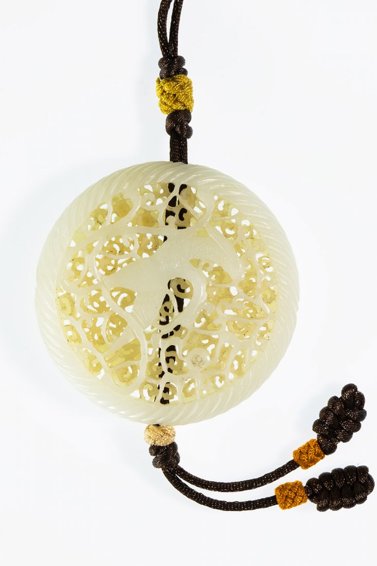 A Fine Hetian Jade (和田玉) Carving (1 of 2)