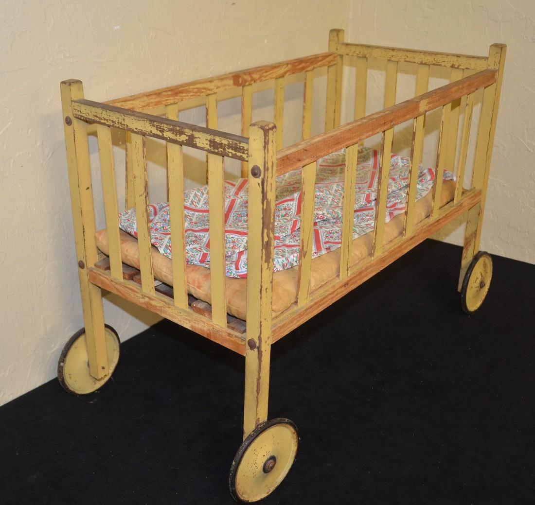 antique baby crib with wheels