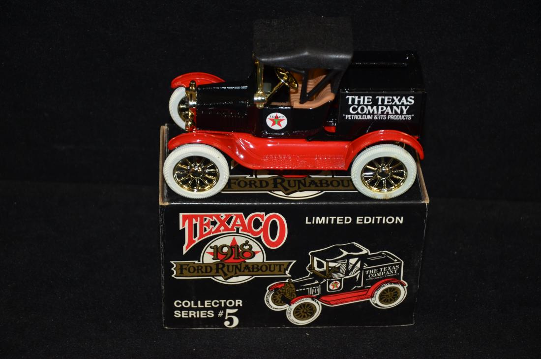 Texaco 1918 Ford Runabout: Up for auction is a Texaco Die Cast 1918 Ford runabout coin bank with the original box and paperwork.
