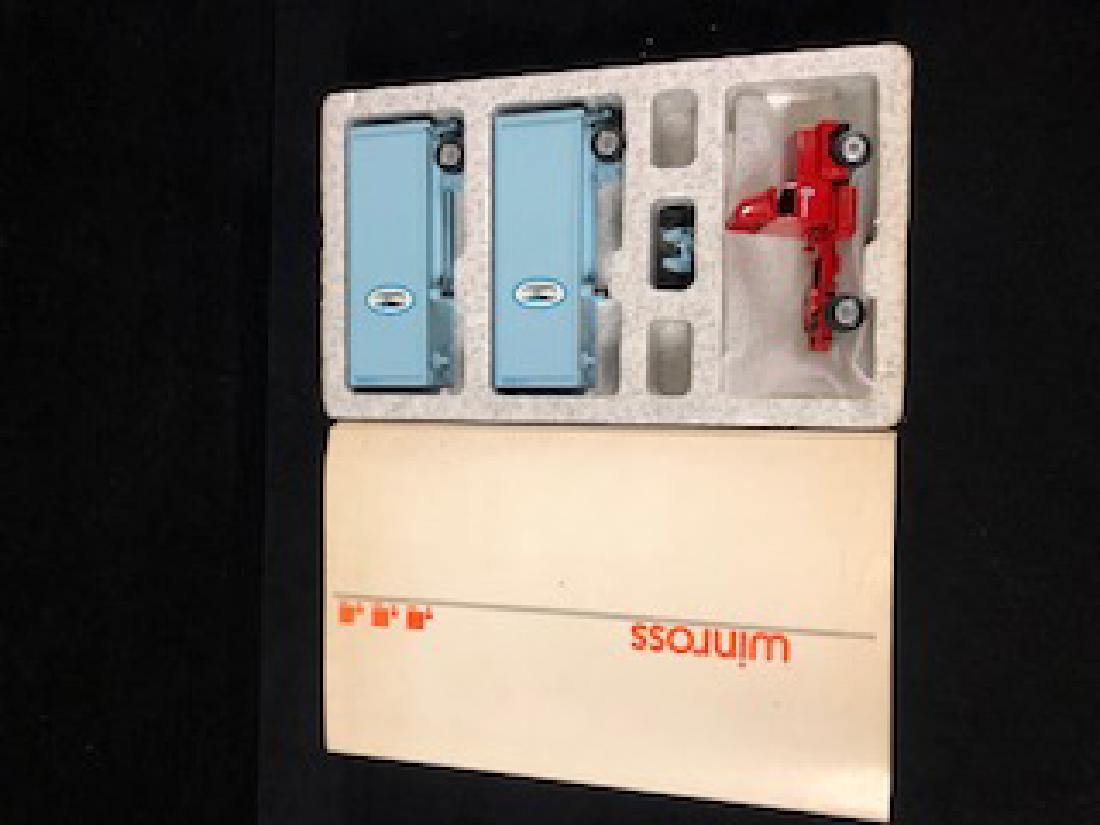 Winross Mason Dixon Truck Double Trailer: Up for auction is a Winross Truck with the original box and plastic.