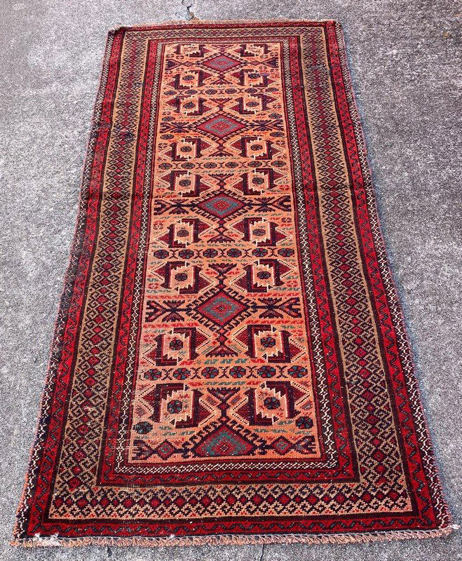 An Old Persian Wool Cotton Rug 3'1" x 6'6" (1 of 5)