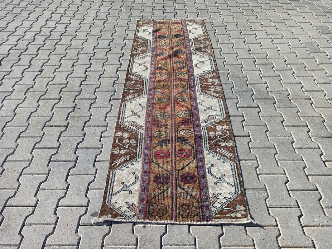 Vintage Turkish Wool Runner Rug 2'7" x 8'1" (1 of 5)