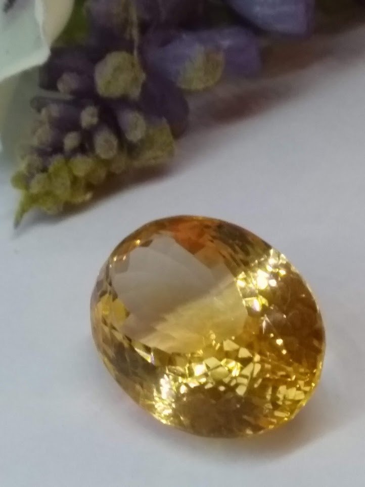14.71 carat Natural Citrine gemstone (1 of 4)