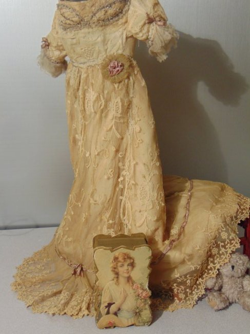 MOST HONORABLE 27" FRENCH FASHION BEBE DRESS ..: EXTREMELY HONORABLE DRESS WITH NORMAL AGED IMPERFECTIONS THIS DRESS HAS WELL PRESENTATION IDEAL FOR A LARGE FRENCH FASHION OR LARGE RARE CHINA DOLL MEASUREMENTS ARE PICTURED