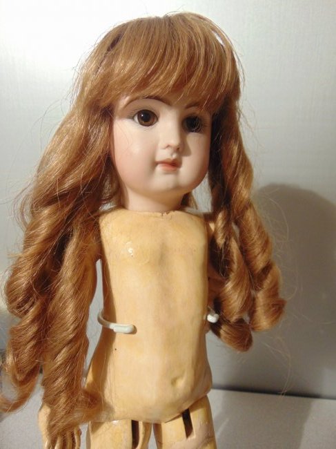 ANTIQUE LONG CURLY HUMAN HAIR DOLL WIG JUMEAU/BRU (1 of 4)