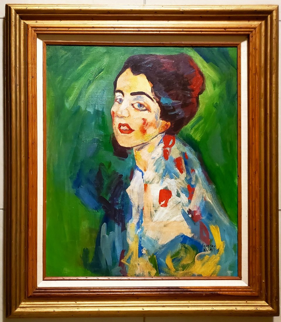 Gustav Klimt Portrait Women Female Impressionist: FREE SHIPPING WORLDWIDE ON THIS AUCTION This lot consists of a hand-painted oil on canvas in the style of Gustav Klimt.It depicts a beautiful portrait of a women .Gustav Klimt(Austrian. 1862-1918) was
