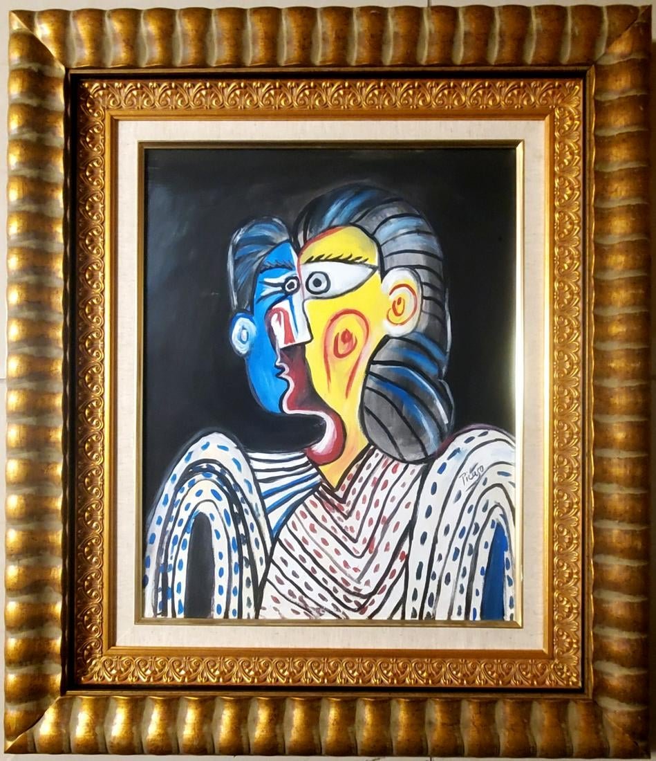Pablo Picasso Cubism Women Oil Canvas Female: This lot consists of a hand painted oil on canvas in the style of Pablo Picasso. The illustration depicts the figure of a woman in the famous cubism style. In the painting we can see how the artist us